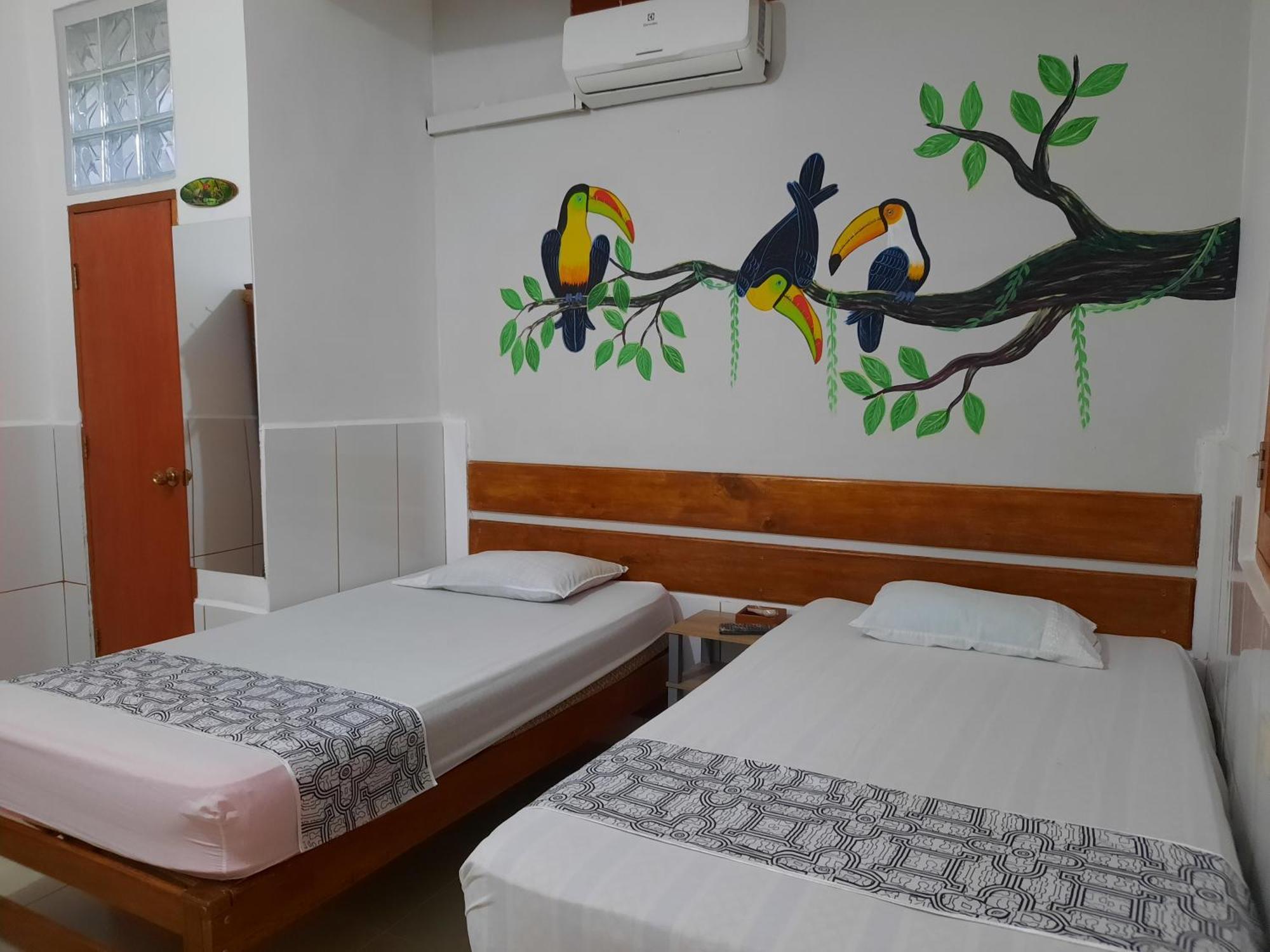Amazon House Hostel Iquitos Exterior foto
